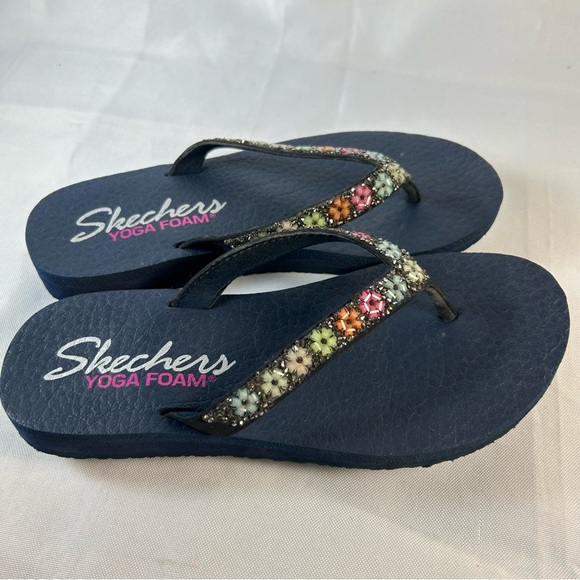 Skechers Shoes Skechers Womens Mediation Daisy Garden Yoga Foam Flip Flops Size 7 Poshmark